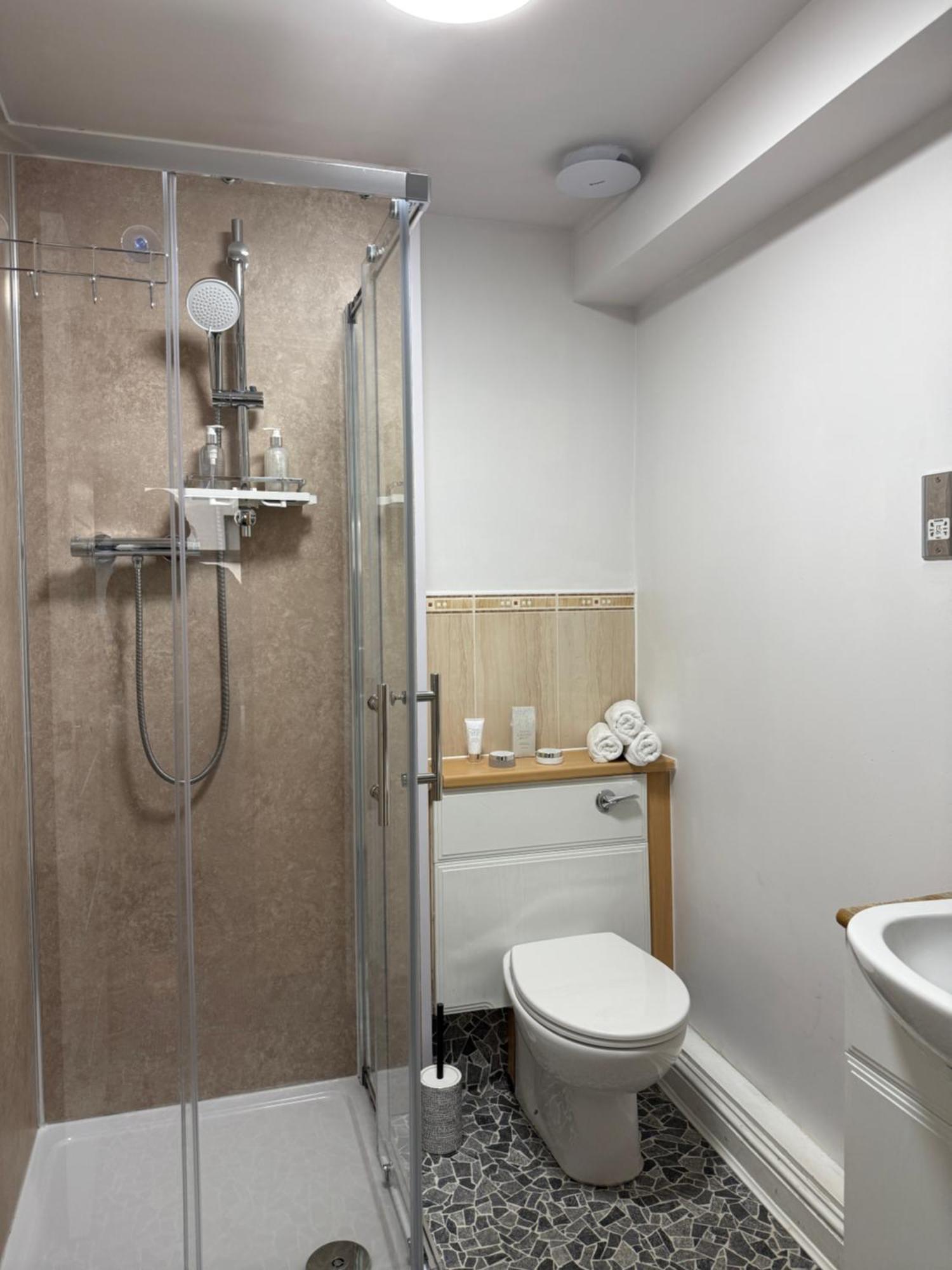 The Shore 2 Bedroom * Edinburgh
